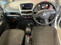 Mitsubishi I-MIEV лот № 2472 оценка 3.5  с аукциона в Японии 4