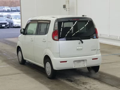 Suzuki MRWAGON