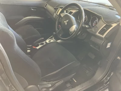 Mitsubishi OUTLANDER  с аукциона в Японии