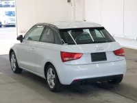 Audi A1 лот № 3452 оценка 4.5  с аукциона в Японии 1