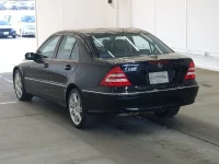 Mercedes-Benz C CLASS лот № 2581 оценка 3.5  с аукциона в Японии 1