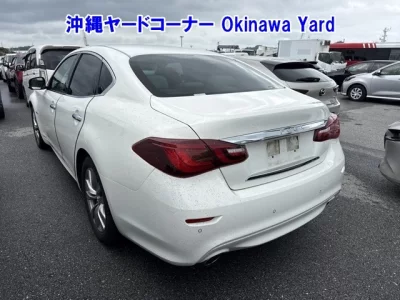 Nissan FUGA  с аукциона в Японии