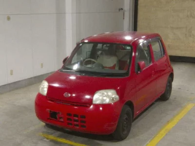 Daihatsu Esse