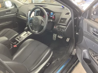 Subaru LEGACY B4  с аукциона в Японии