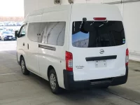 Nissan CARAVAN VAN лот № 5580 оценка RA  с аукциона в Японии 1