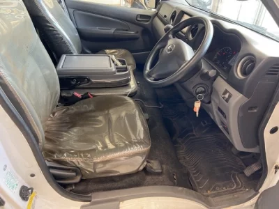 Nissan CARAVAN VAN  с аукциона в Японии