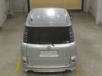 Toyota SIENTA лот № 2195 оценка R  с аукциона в Японии 5