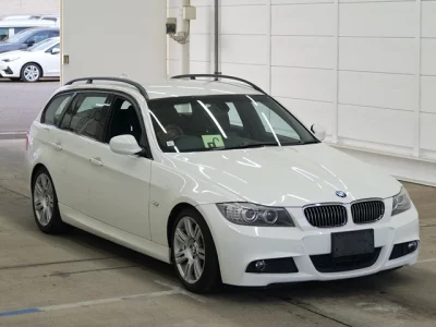 BMW 3-Series  с аукциона в Японии