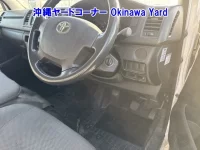 Toyota HIACE VAN лот № 43147 оценка 3  с аукциона в Японии 5