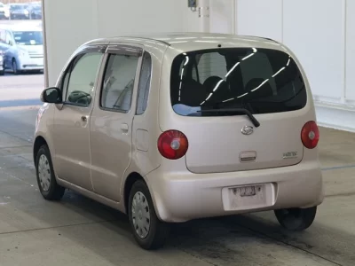 Daihatsu MOVE LATTE  с аукциона в Японии