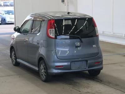 Suzuki MRWAGON