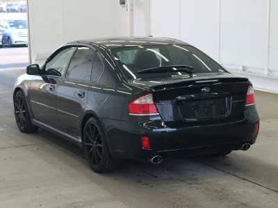 Subaru LEGACY B4