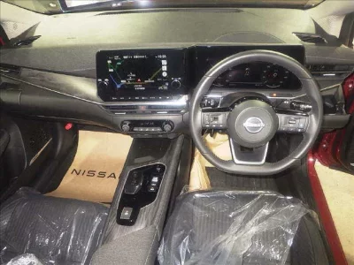 Nissan AURA