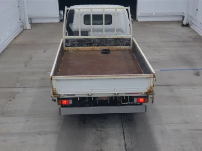 Hino DUTRO  с аукциона в Японии