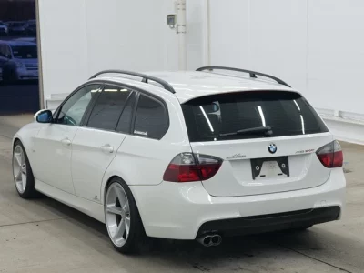 BMW 3-Series  с аукциона в Японии