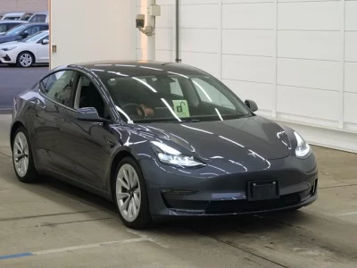 Tesla MODEL3