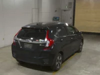 Honda FIT лот № 4295 оценка 3.5  с аукциона в Японии 4
