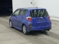 Toyota RACTIS лот № 2910 оценка 3  с аукциона в Японии 1