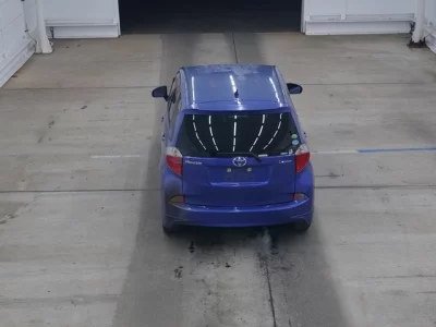 Toyota RACTIS  с аукциона в Японии