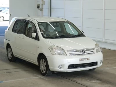 Toyota RAUM