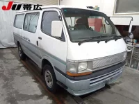 Toyota HIACE VAN лот № 7320 оценка R  с аукциона в Японии 3