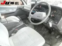 Toyota HIACE VAN лот № 7320 оценка R  с аукциона в Японии 5