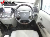 Nissan PRESAGE лот № 7023 оценка R  с аукциона в Японии 2