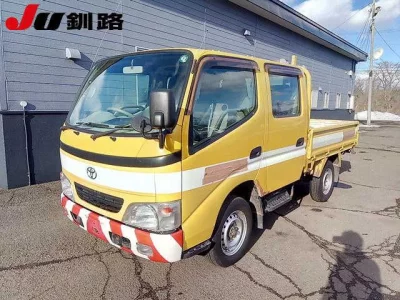 Toyota DYNA  с аукциона в Японии