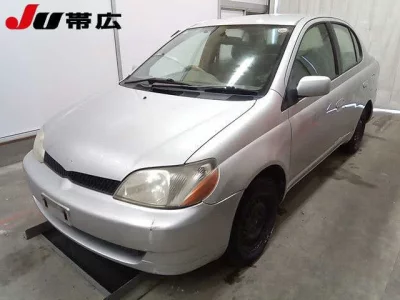 Toyota PLATZ  с аукциона в Японии