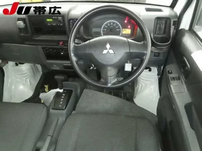 Mitsubishi MINICAB VAN