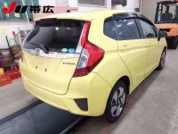 Honda FIT лот № 7070 оценка R  с аукциона в Японии 1