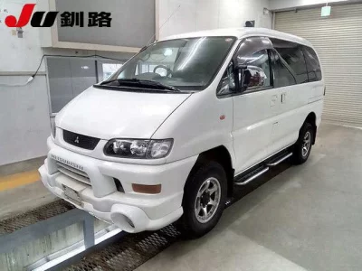 Mitsubishi DELICA