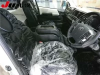 Toyota HIACE VAN лот № 1052 оценка 3.5  с аукциона в Японии 4