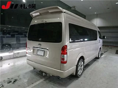 Toyota HIACE VAN  с аукциона в Японии