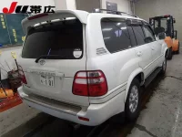 Toyota LAND CRUISER лот № 7108 оценка R  с аукциона в Японии 1