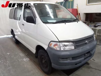 Toyota REGIUS VAN