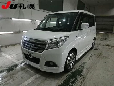 Mitsubishi DELICA D2