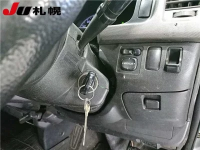 Toyota HIACE VAN  с аукциона в Японии