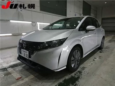 Nissan NOTE  с аукциона в Японии