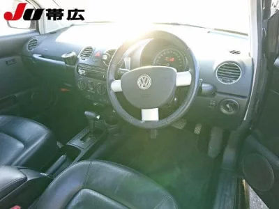 Volkswagen NEW BEETLE