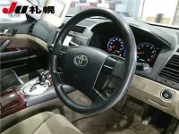 Toyota MARK X лот № 57 оценка R  с аукциона в Японии 2