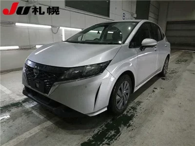 Nissan NOTE  с аукциона в Японии