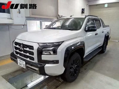 Mitsubishi TRITON