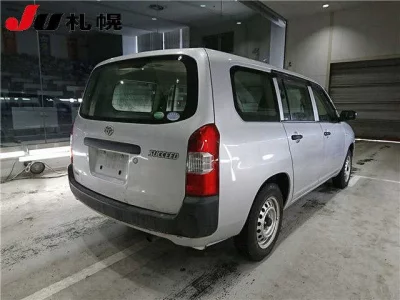 Toyota SUCCEED  с аукциона в Японии