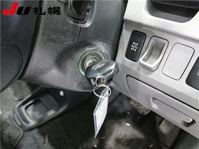 Toyota VOXY  с аукциона в Японии