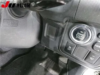 Toyota WISH  с аукциона в Японии