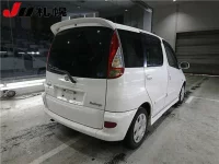 Toyota FUNCARGO лот № 95 оценка R  с аукциона в Японии 1