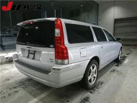 Volvo V70 лот № 111 оценка 3.5  с аукциона в Японии 1