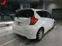 Nissan NOTE лот № 104 оценка 3.5  с аукциона в Японии 1