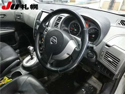 Nissan X-TRAIL  с аукциона в Японии